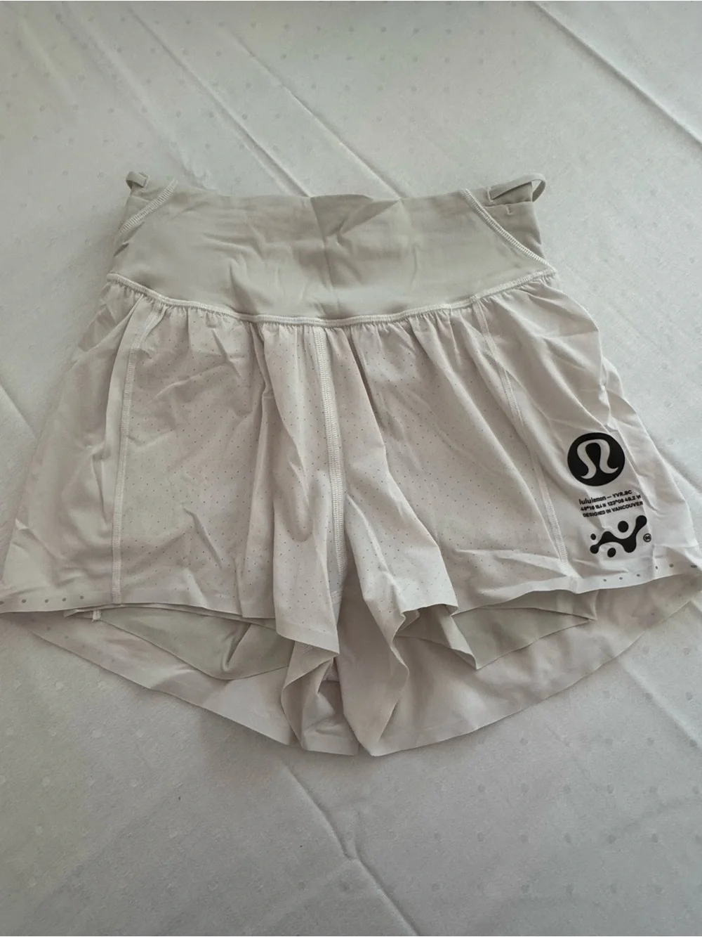 lululemon athletica Road to Trail HR Short 4” Bone